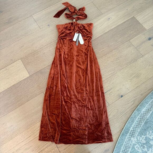 Anthropologie $168 FLAT WHITE VELVET HALTER DRESS size medium - Picture 4 of 7